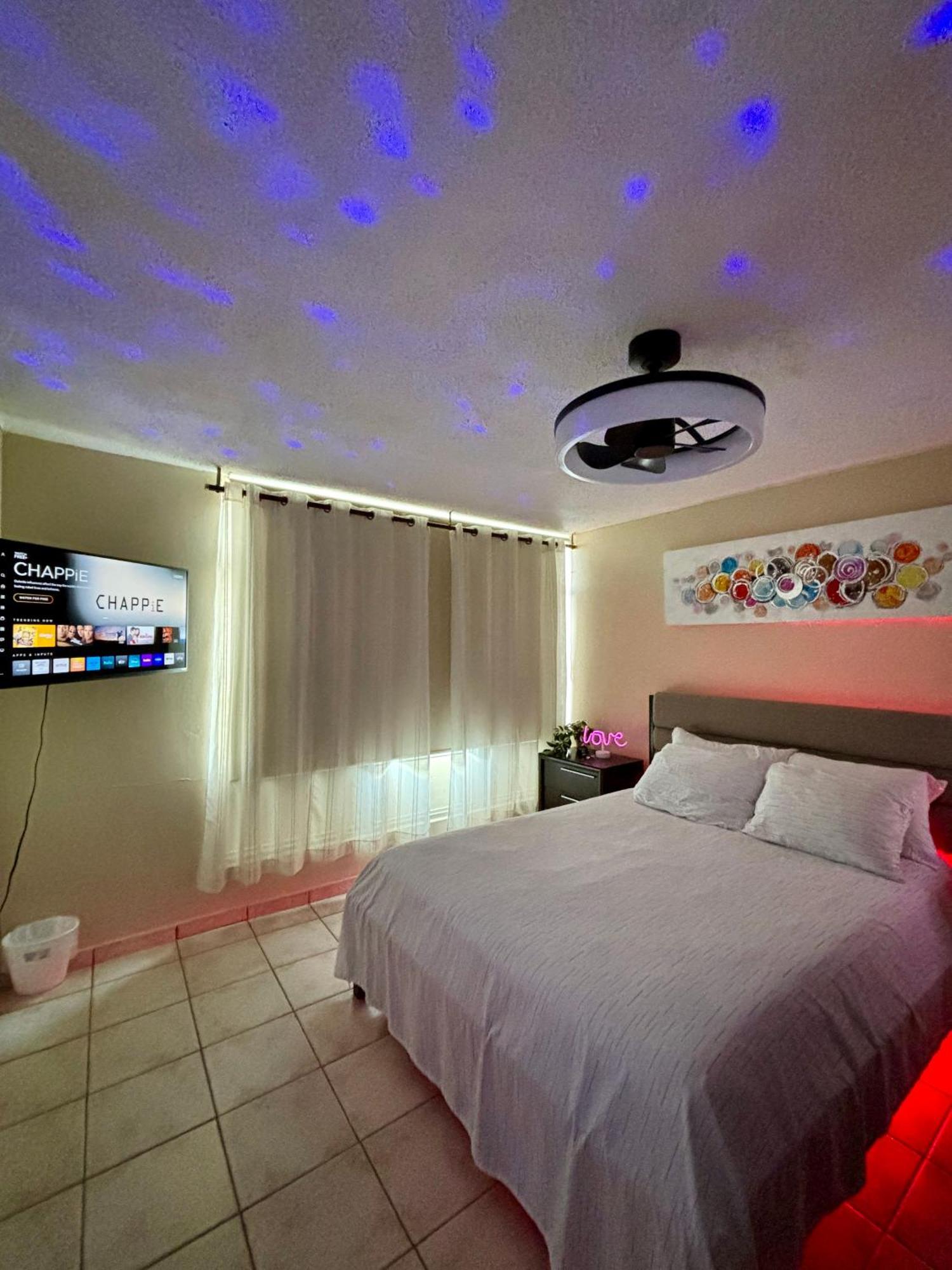 Downtown Beachfront Isla Luxury Apartamento